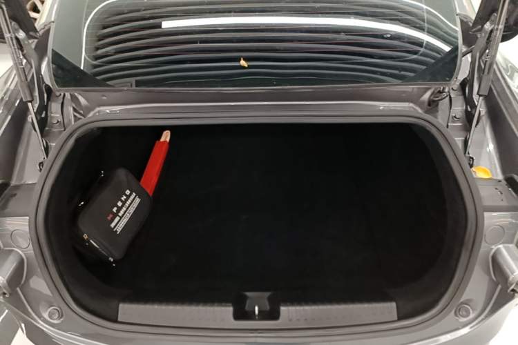 Used XPeng P7 2023 586E Trunk