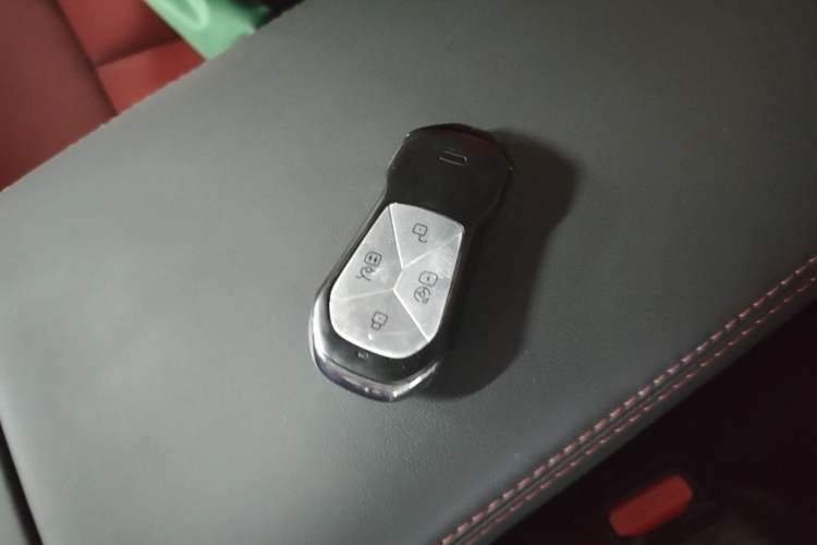Used XPeng P7 2023 P7i 702 Max Vehicle Key