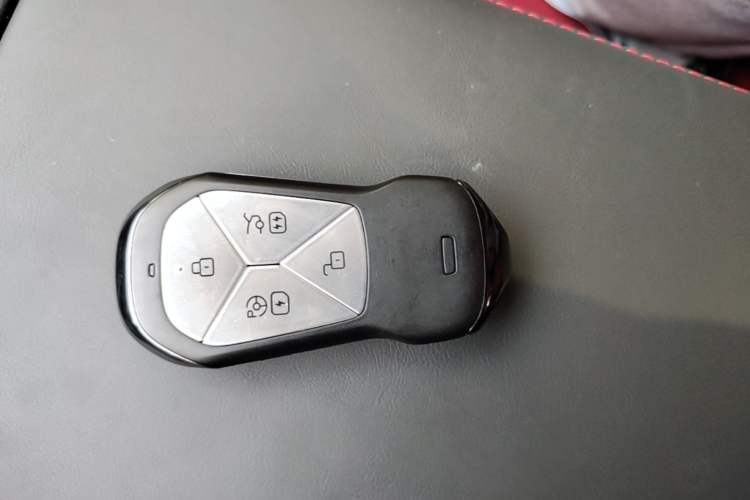 Used XPeng P7 2023 P7i 610 Max Performance Edition Vehicle Key