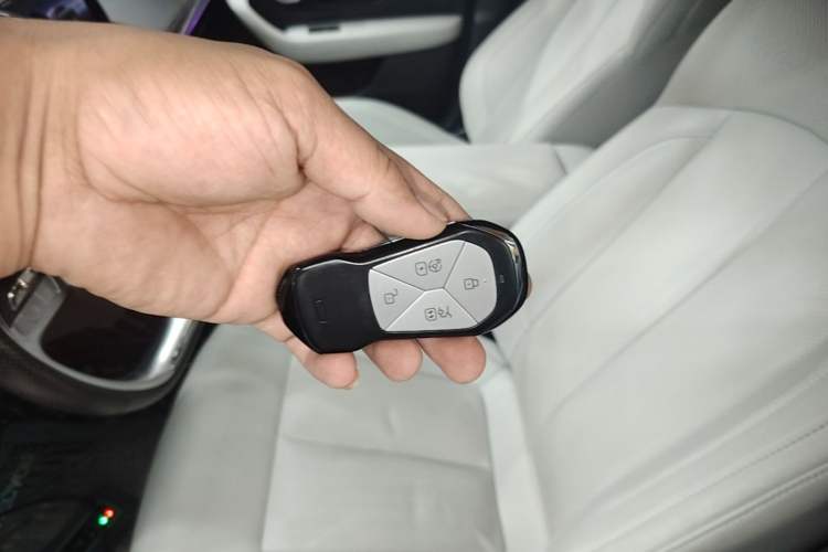 Used XPeng P7 2023 P7i 702 Pro Vehicle Key