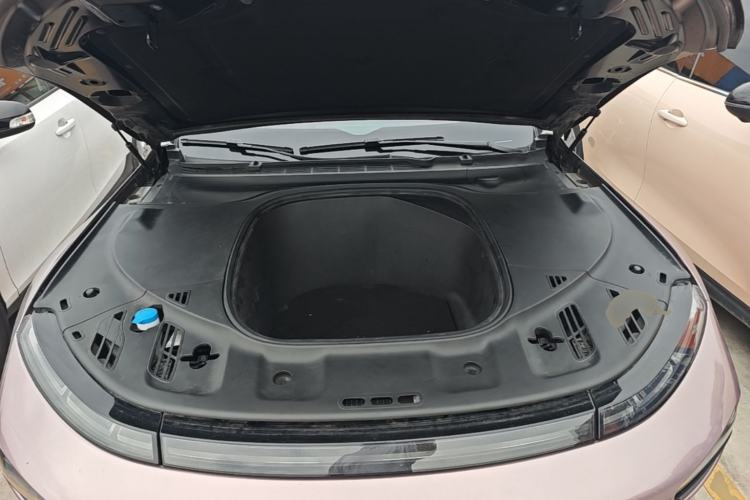 Used XPeng P7 2023 480E Engine Bay