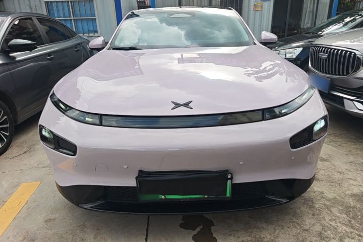 Used XPeng P7 2023 P7i 610 Max Performance Edition Front