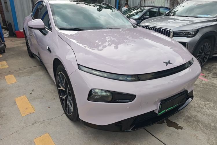 Used XPeng P7 2023 P7i 610 Max Performance Edition Front Right 45 Deg