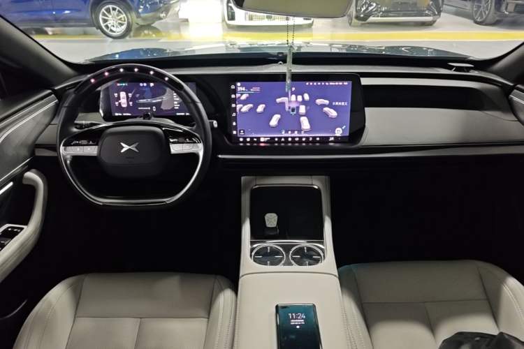 Used XPeng P7 2023 P7i 702 Pro Center Console