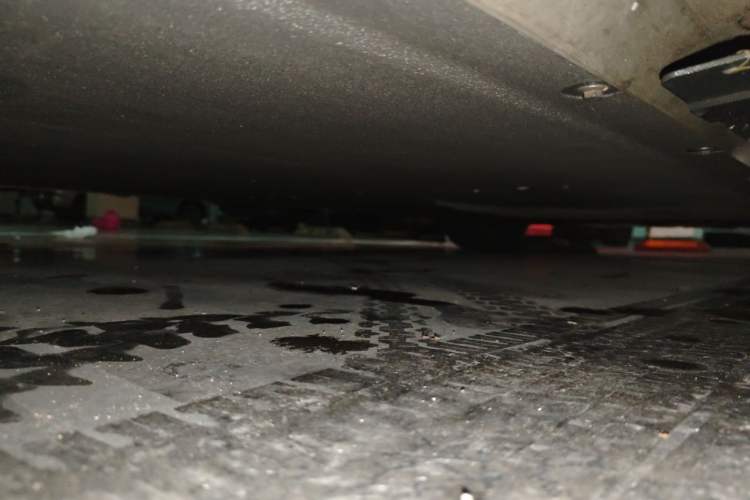 Used XPeng P7 2023 P7i 702 Pro Chassis Front Left
