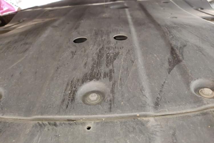 Used XPeng P7 2023 P7i 702 Pro Chassis Front