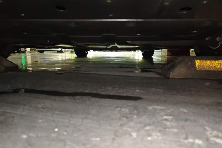 Used XPeng P7 2023 P7i 702 Pro Chassis Rear
