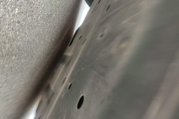 Used XPeng P7 2023 P7i 610 Pengyi Performance Edition Chassis Rear