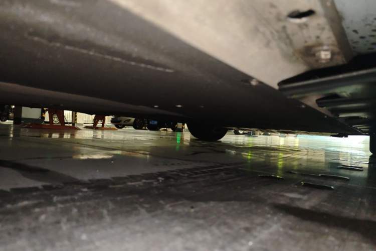Used XPeng P7 2023 P7i 702 Pro Chassis Rear Right