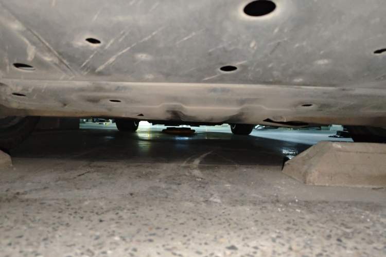 Used XPeng P7 2023 P7i 610 Max Performance Edition Chassis Rear