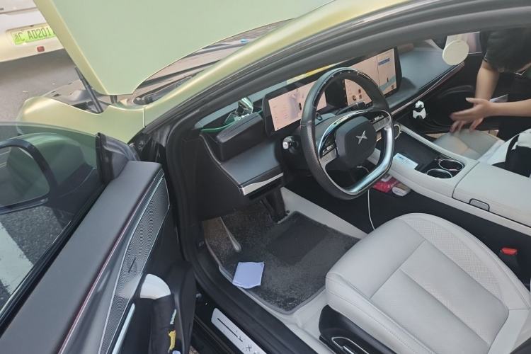 Used XPeng P7 2023 P7i 610 Max Performance Edition Driver Seat