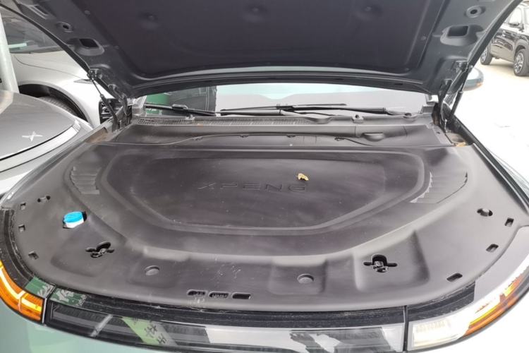 Used XPeng P7 2023 P7i 702 Max Engine Bay