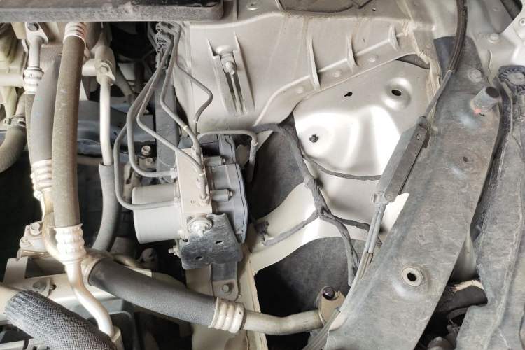 Used XPeng P7 2023 P7i 702 Pro Engine Bay Left