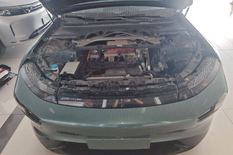Used XPeng P7 2023 P7i 610 Max Performance Edition Engine Bay