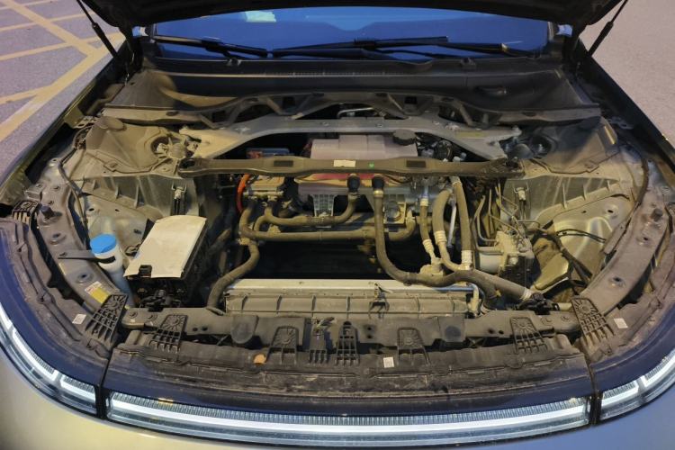 Used XPeng P7 2023 P7i 702 Max Engine Bay