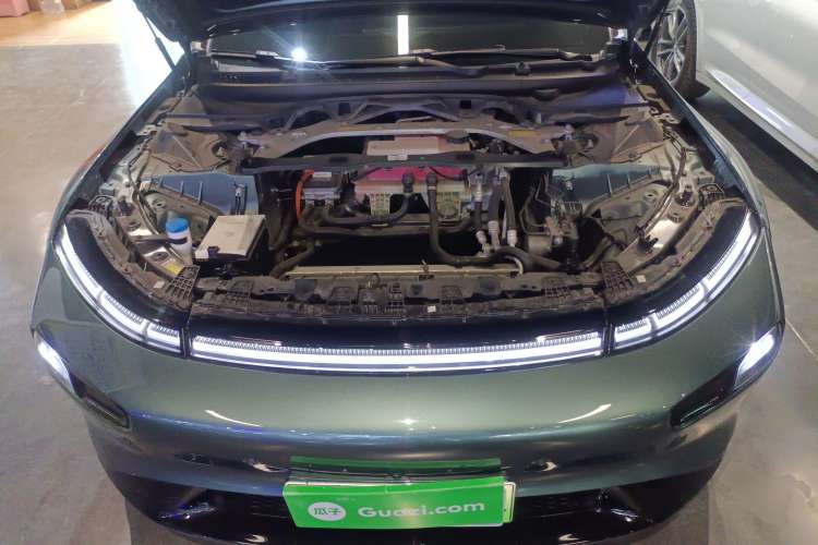 Used XPeng P7 2023 P7i 702 Pro Engine Bay