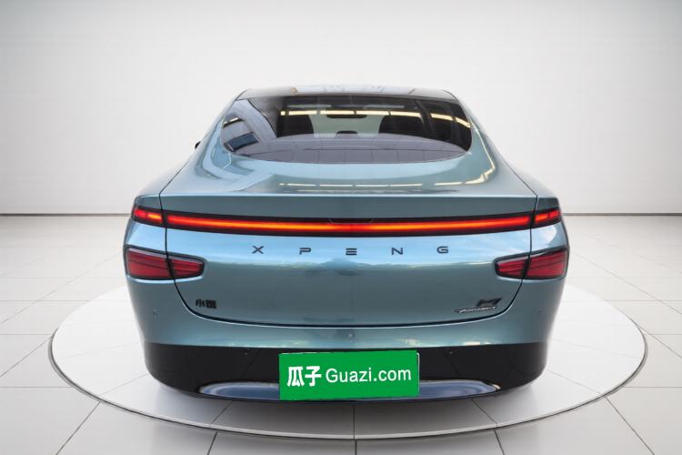 Used XPeng P7 2023 P7i 610 Pengyi Performance Edition Exterior 4