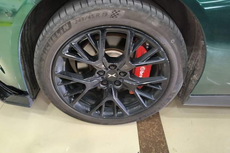 Used XPeng P7 2023 P7i 610 Pengyi Performance Edition Exterior 4
