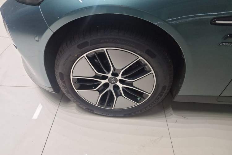 Used XPeng P7 2023 P7i 702 Max Exterior 7