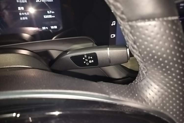 Used XPeng P7 2023 P7i 702 Max Gear Lever