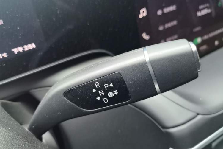Used XPeng P7 2023 P7i 702 Max Gear Lever