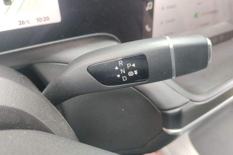 Used XPeng P7 2023 P7i 610 Max Performance Edition Gear Lever