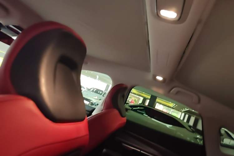 Used XPeng P7 2023 P7i 702 Pro Headliner