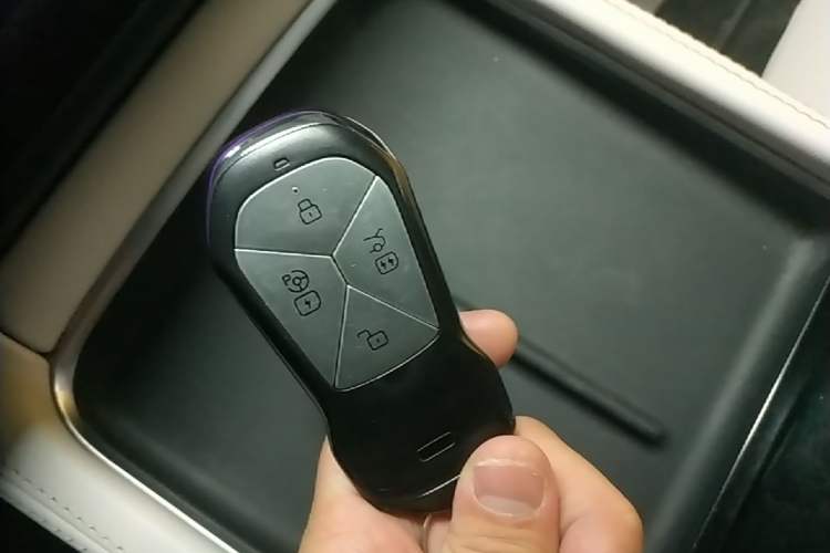 Used XPeng P7 2023 P7i 610 Pengyi Performance Edition Interior 1