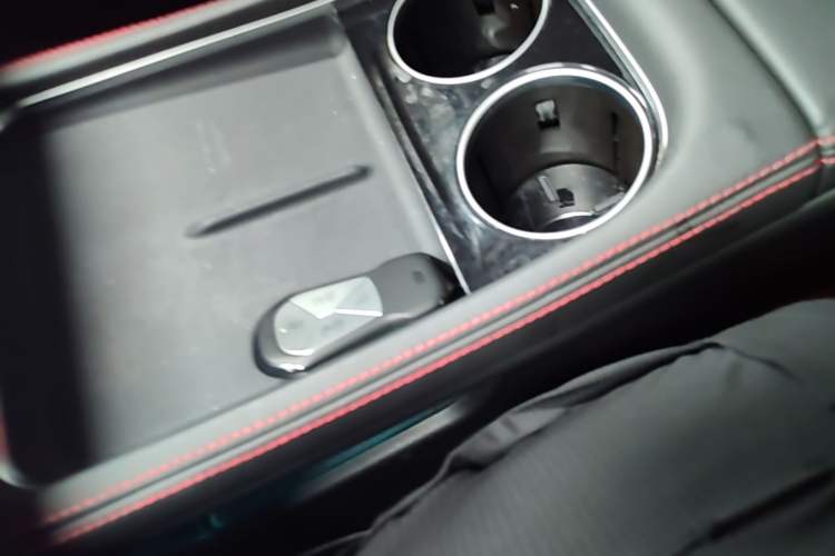 Used XPeng P7 2023 P7i 702 Pro Interior 1