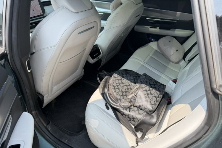Used XPeng P7 2023 P7i 702 Max Interior 2