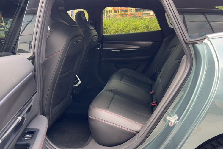Used XPeng P7 2023 P7i 702 Pro Interior 3