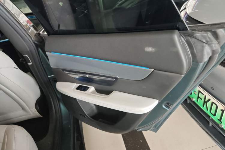 Used XPeng P7 2023 P7i 610 Max Performance Edition Interior 6