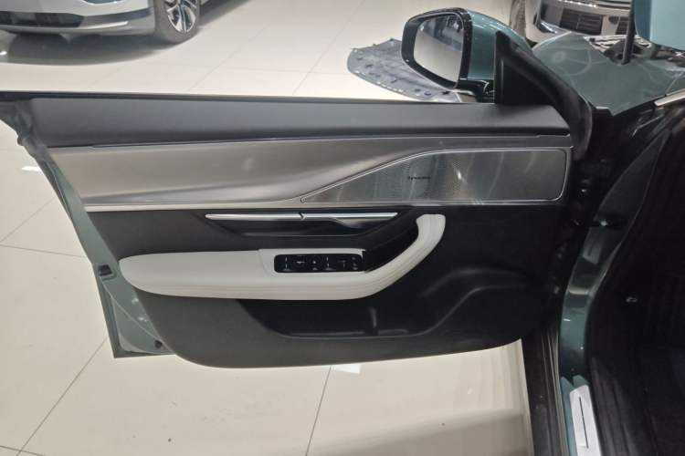 Used XPeng P7 2023 P7i 702 Max Interior 7
