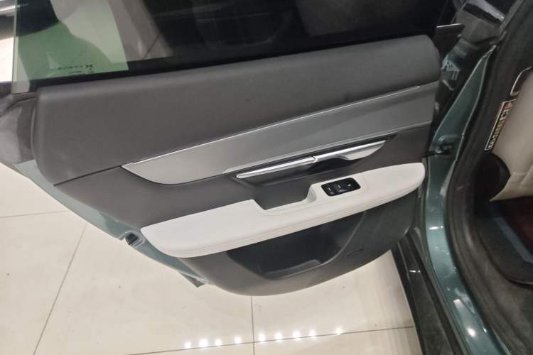 Used XPeng P7 2023 P7i 702 Max Interior 8