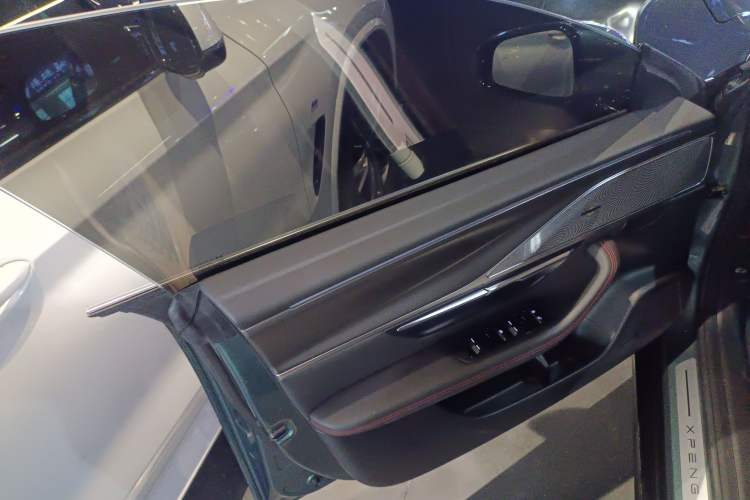 Used XPeng P7 2023 P7i 702 Pro Left Front Door Interior