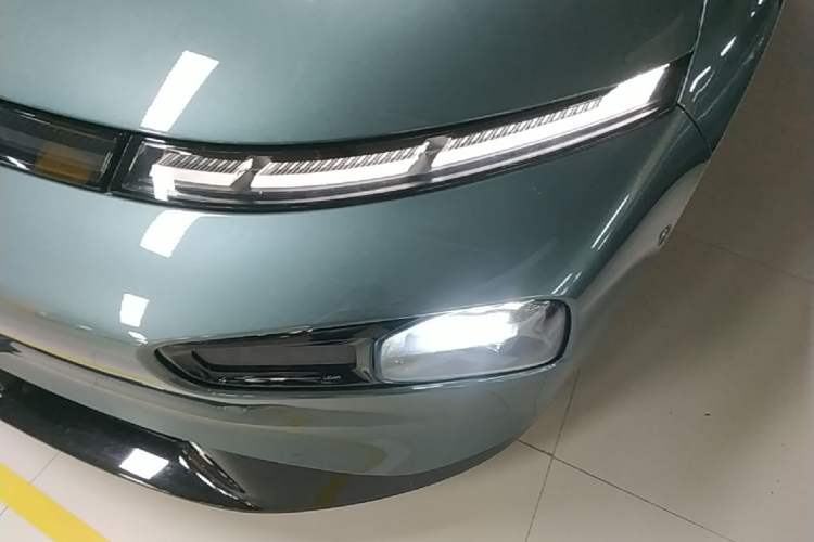 Used XPeng P7 2023 P7i 610 Pengyi Performance Edition Left Front Headlight