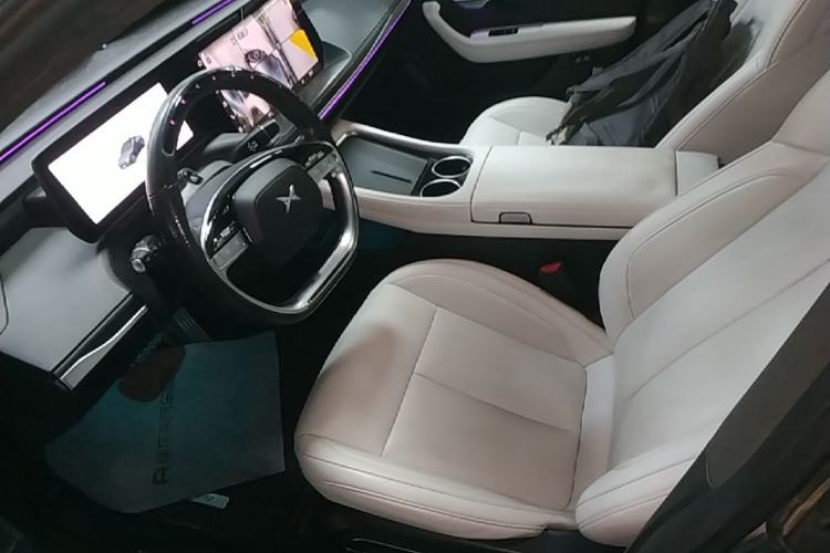 Used XPeng P7 2023 P7i 610 Pengyi Performance Edition Left Front Seat