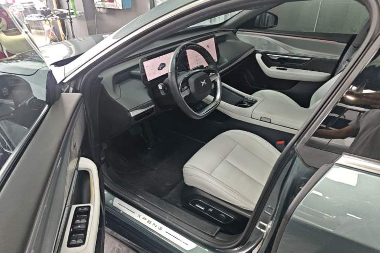 Used XPeng P7 2023 P7i 702 Max Left Front Seat