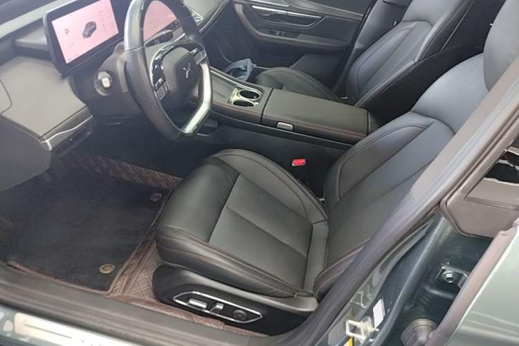 Used XPeng P7 2023 P7i 702 Pro Left Front Seat
