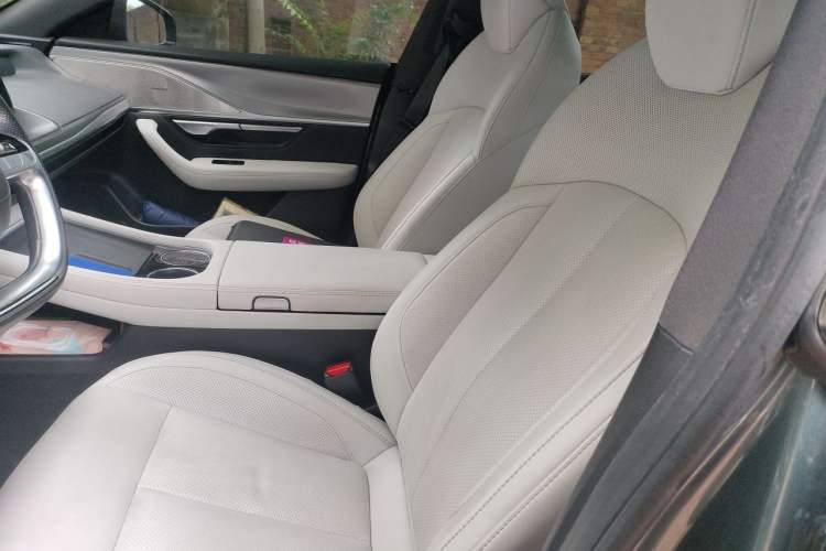 Used XPeng P7 2023 P7i 610 Max Performance Edition Left Front Seat