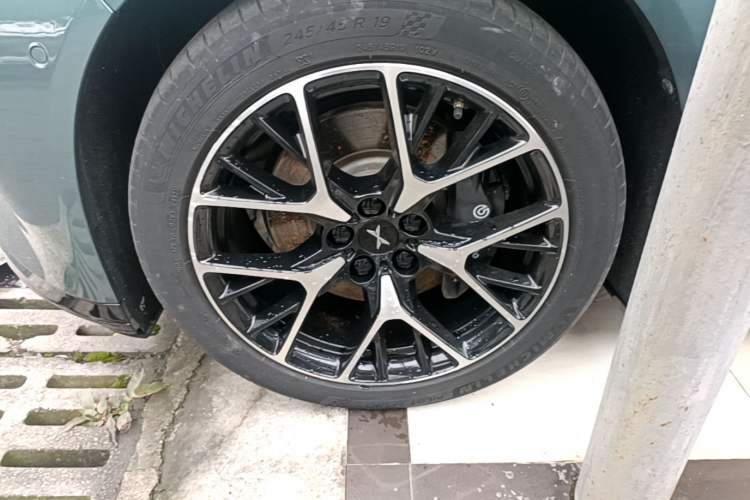 Used XPeng P7 2023 P7i 702 Pro Left Front Wheel Hub