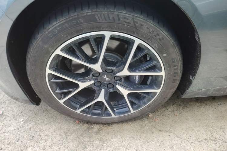 Used XPeng P7 2023 P7i 702 Max Left Front Wheel Hub