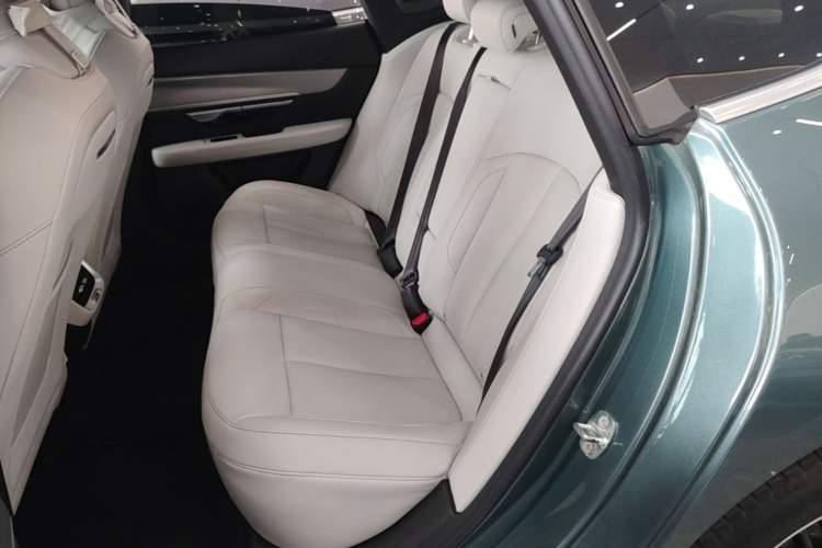 Used XPeng P7 2023 P7i 702 Pro Left Rear Seat