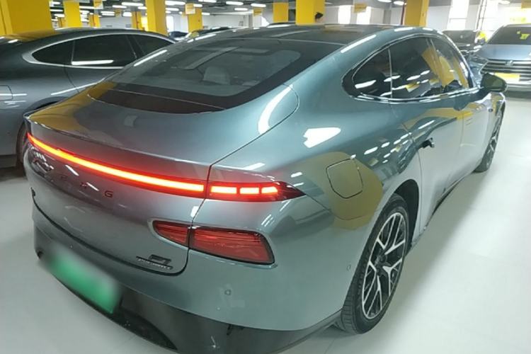 Used XPeng P7 2023 P7i 610 Pengyi Performance Edition Rear Right 45 Deg