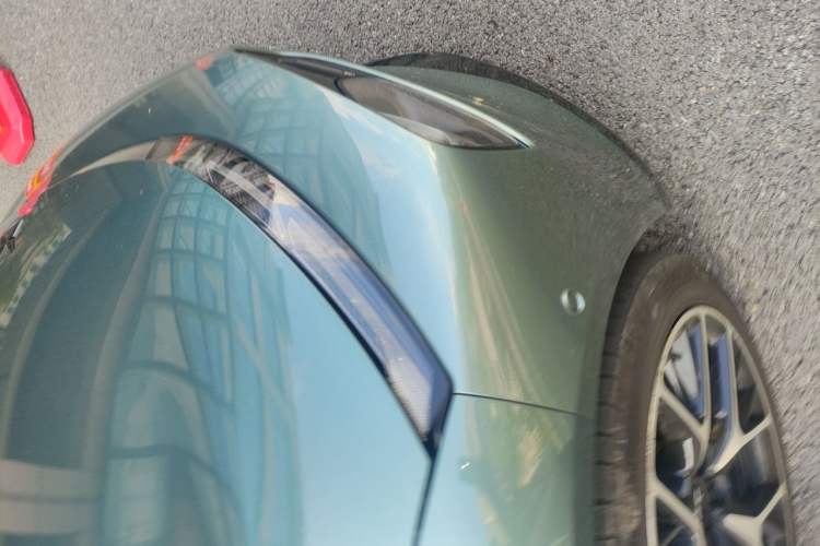 Used XPeng P7 2023 P7i 610 Pengyi Performance Edition Right Front Headlight
