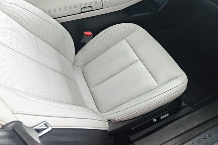 Used XPeng P7 2023 P7i 702 Max Right Front Seat