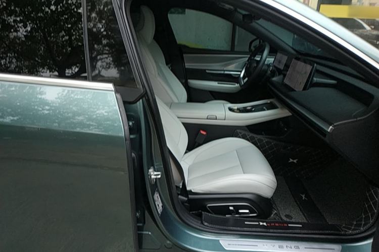 Used XPeng P7 2023 P7i 702 Pro Right Front Seat
