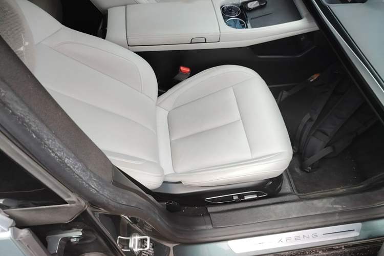 Used XPeng P7 2023 P7i 702 Max Right Front Seat