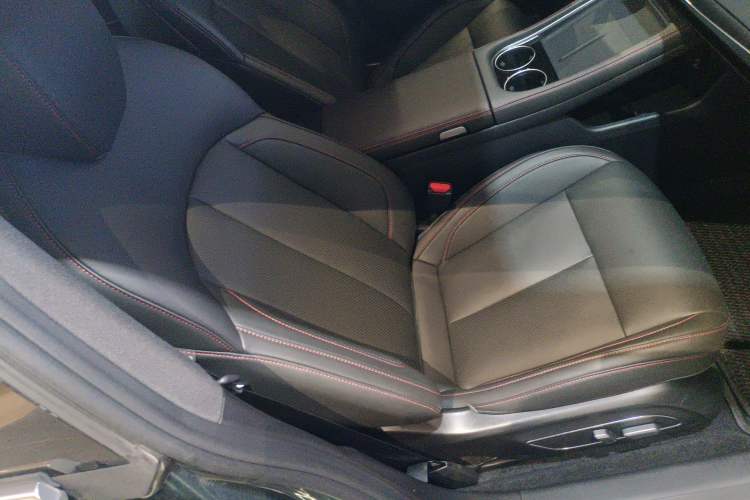Used XPeng P7 2023 P7i 702 Pro Right Front Seat