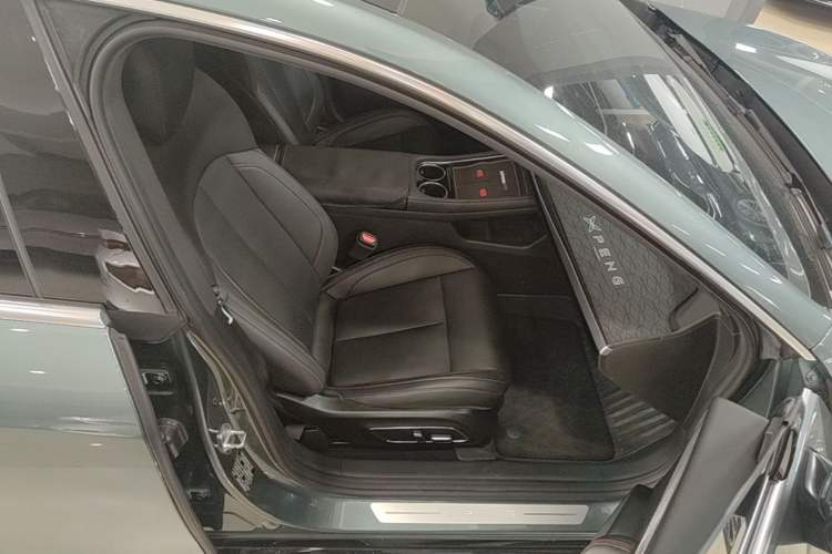 Used XPeng P7 2023 P7i 702 Max Right Front Seat